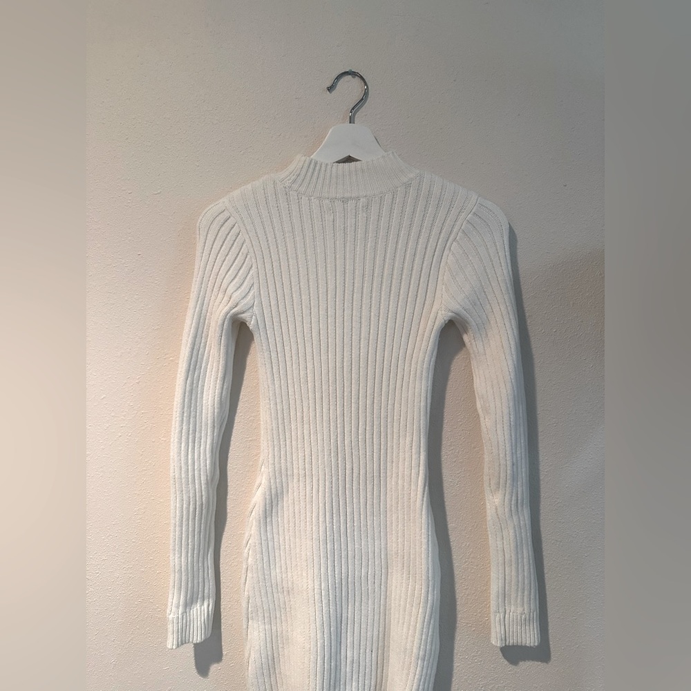 Short long Sleeve Dress from HOLLISTER, Size Small, Never worn